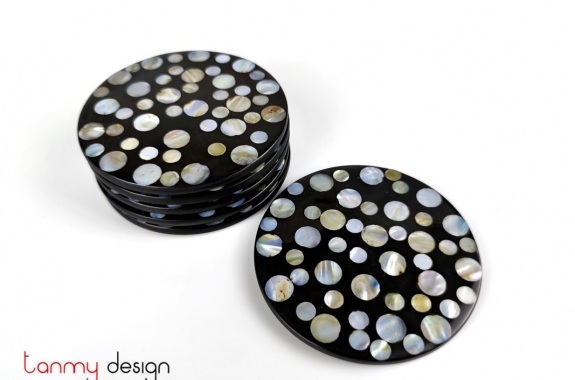 Set of 6 round lacquer coasters attached with pearl 